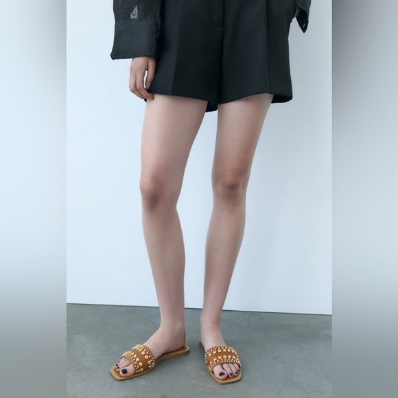 ZARA STUDDED FLAT SANDALS - Picture 4 of 9